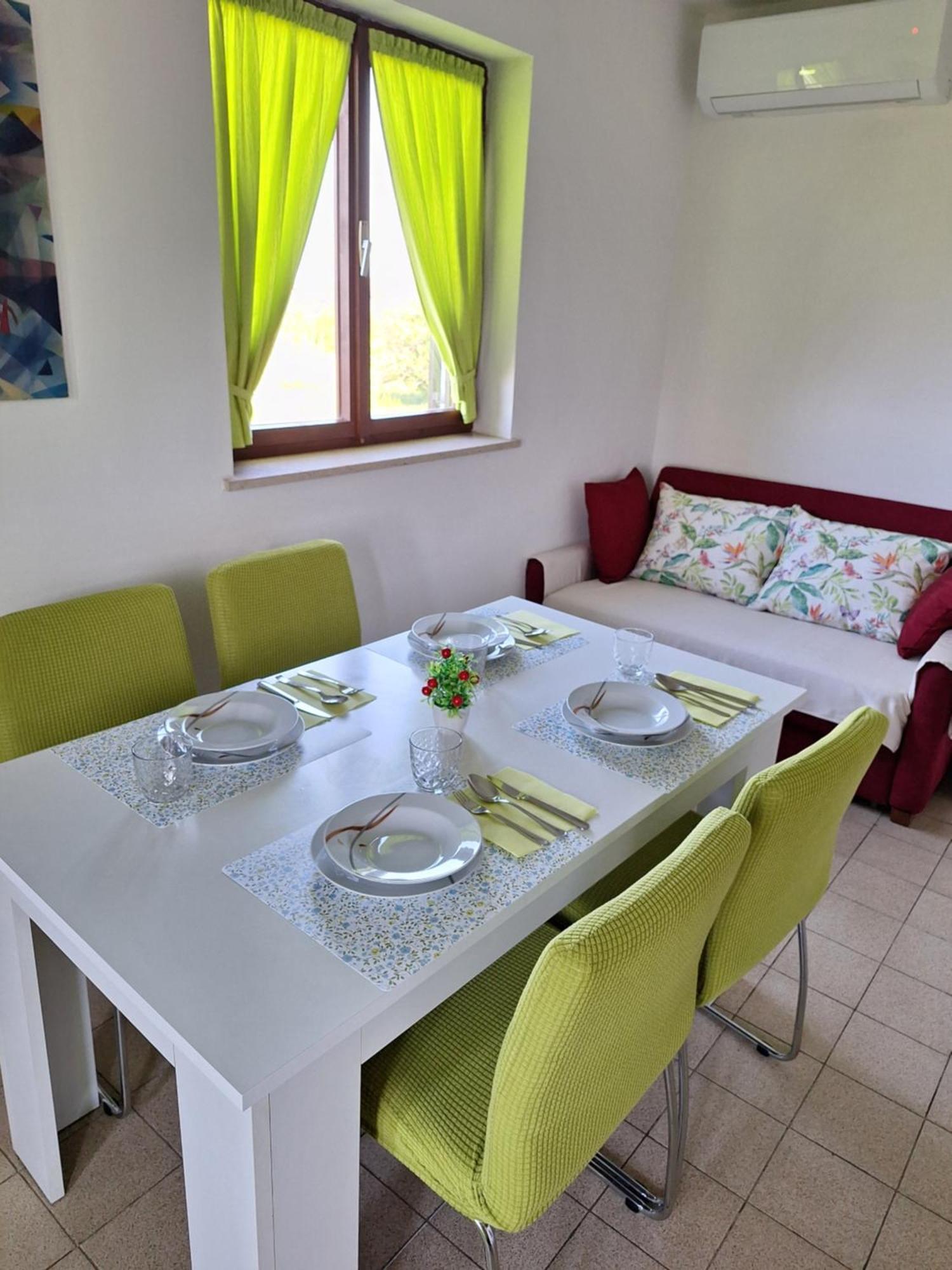 Apartment Perfect Sea View Lucija Esterno foto